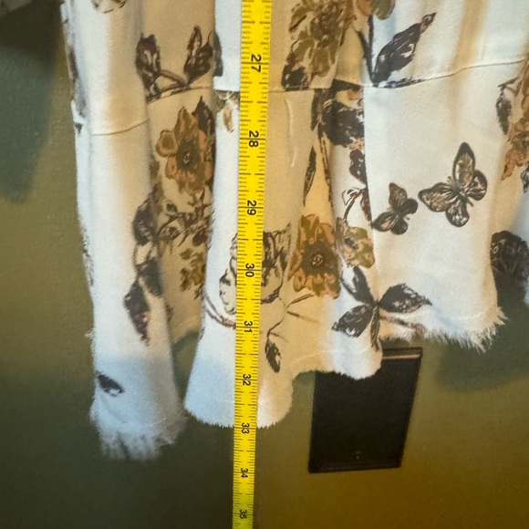 Free People Pebble Crepe So Fine Smocked Tunic Top Ivory Combo Large Butterfly - Picture 9 of 9